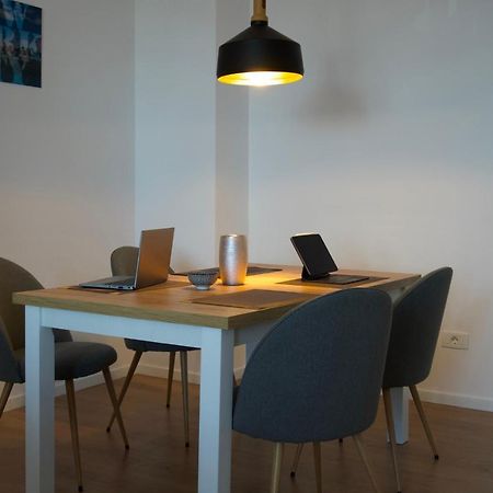 Chronos Apartment - Modern And Stylish ティミショアラ エクステリア 写真